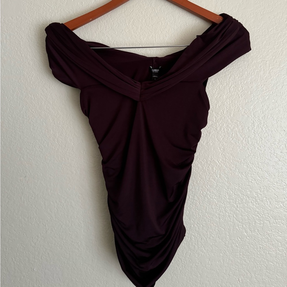 EXPRESS Ruched Off the Shoulder Bodysuit - Picture 2 of 4
